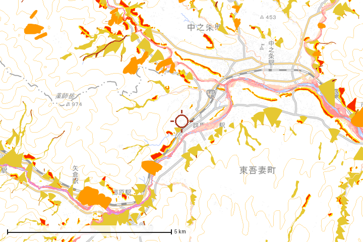 東吾妻町周辺のハザード重ね図