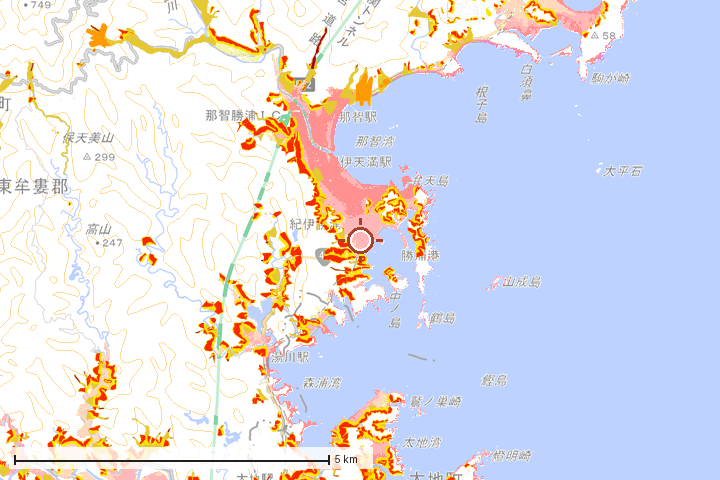 那智勝浦町周辺のハザード重ね図