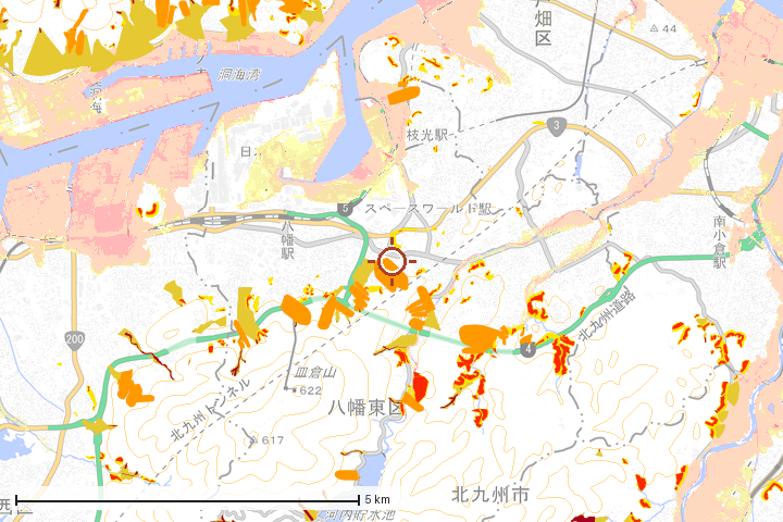 北九州市八幡東区周辺のハザード重ね図